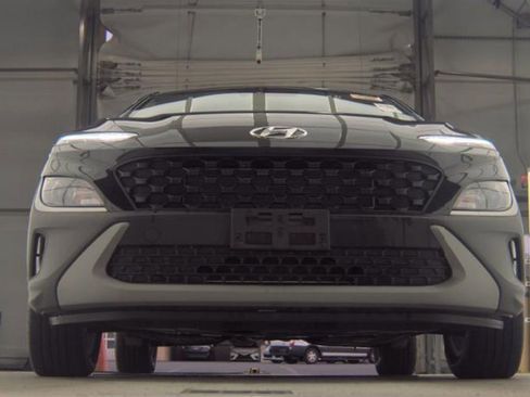 Used 2023 Hyundai Kona SE AWD/4WD image 3