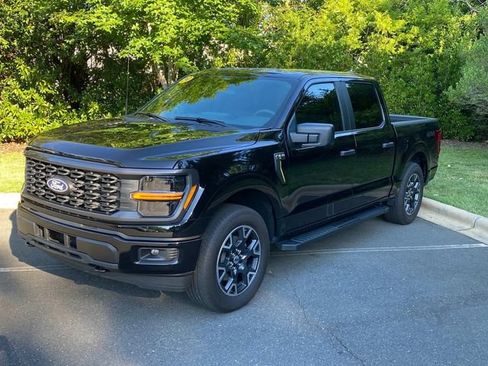 Used 2024 Ford F150 STX AWD/4WD image 3