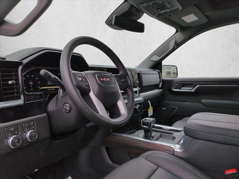 New 2026 GMC Sierra 1500 SLT w/ SLT Convenience Package image 3