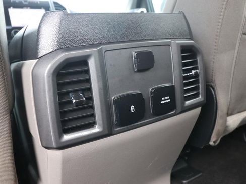 Used 2019 Ford F150 XLT w/ Equipment Group 302A Luxury RWD image 12