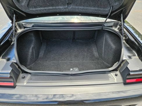 Used 2021 Dodge Challenger R/T Scat Pack w/ Dynamics Package RWD image 18