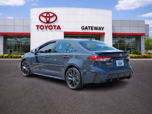 Used 2023 Toyota Corolla SE w/ Carpet Mat Package (TMS) FWD image 7