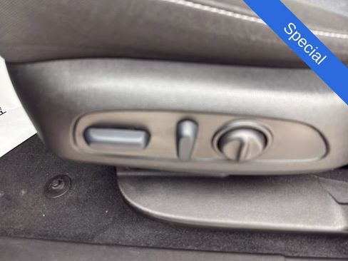 Used 2024 Chevrolet Blazer LT w/ Convenience Package image 19