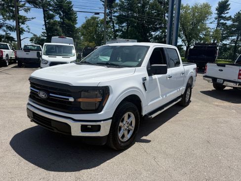 Certified 2025 Ford F150 XLT w/ Equipment Group 301A Standard AWD/4WD image 3