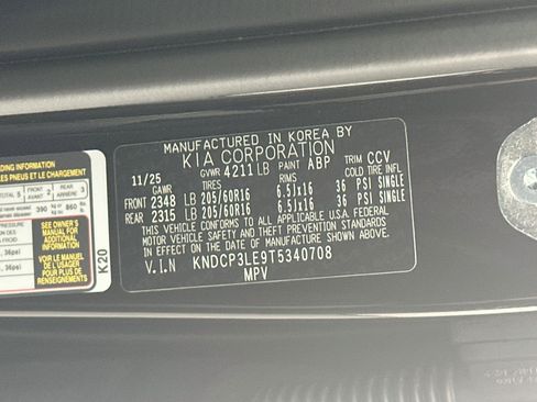 Used 2026 Kia Niro LX FWD image 12