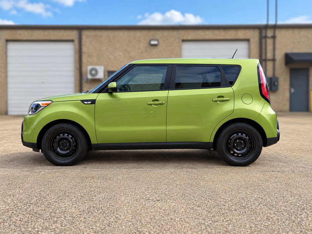 Used 2014 Kia Soul FWD image 1