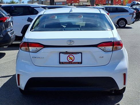 Certified 2025 Toyota Corolla LE image 6