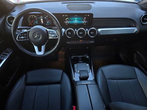 Used 2022 Mercedes-Benz GLB 250 GLB 250 image 14