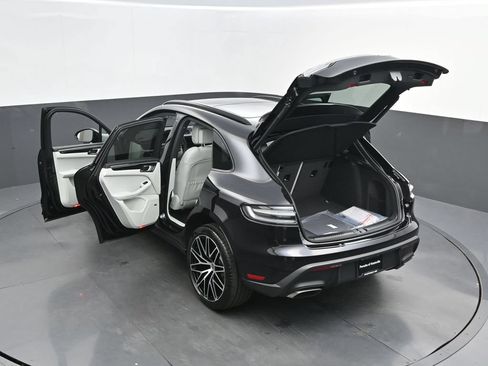 New 2026 Porsche Macan AWD/4WD image 44