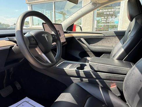 Used 2023 Tesla Model Y Long Range AWD/4WD image 10