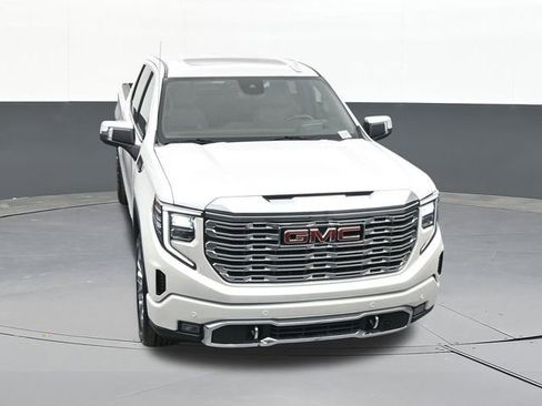 Used 2024 GMC Sierra 1500 Denali w/ Denali Reserve Package AWD/4WD image 65