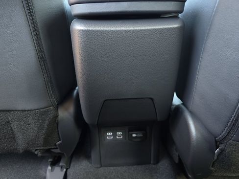 New 2026 Toyota Prius Plug-In Hybrid FWD image 20