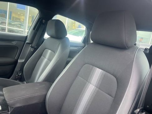 Certified 2025 Honda Civic Sport image 13