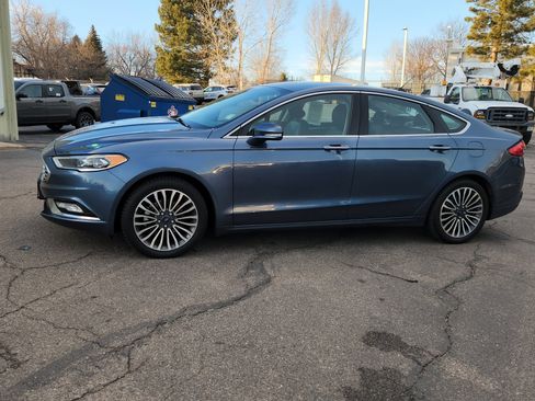 Used 2018 Ford Fusion Titanium image 4