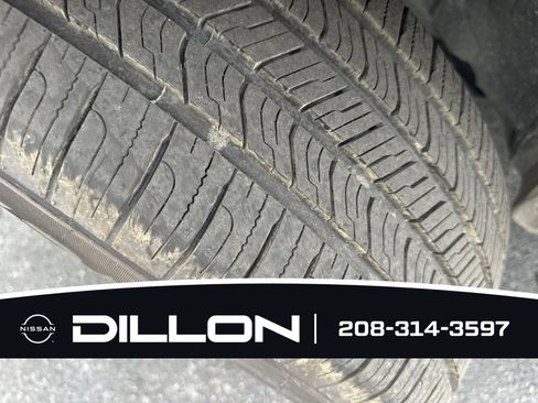 Used 2025 Nissan Rogue SV AWD/4WD image 13