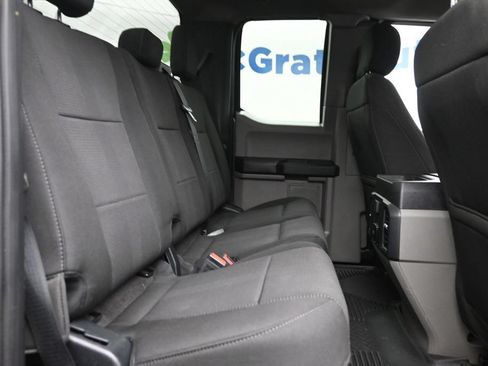 Used 2018 Ford F150 XL w/ Equipment Group 101A Mid AWD/4WD image 10