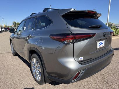 New 2026 Toyota Highlander Limited