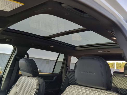 New 2026 GMC Acadia Denali w/ Super Cruise Package image 23