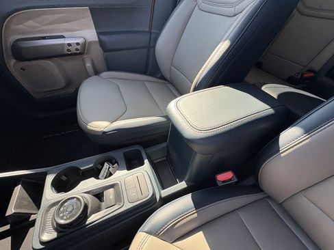 New 2026 Ford Maverick Lariat AWD/4WD image 35
