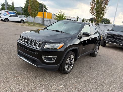 Certified 2018 Jeep Compass Limited w/ Navigation Group AWD/4WD image 1
