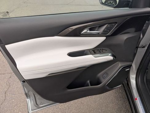 New 2026 Chevrolet Traverse High Country w/ LPO, Floor Liner Package image 14