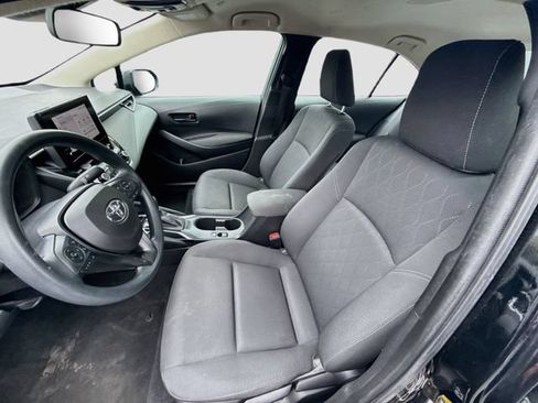 Used 2024 Toyota Corolla LE FWD image 27