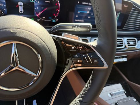 New 2026 Mercedes-Benz GLE 450 4MATIC Coupe image 19