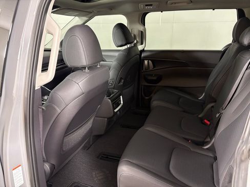 New 2026 Kia Carnival SX Prestige FWD image 41