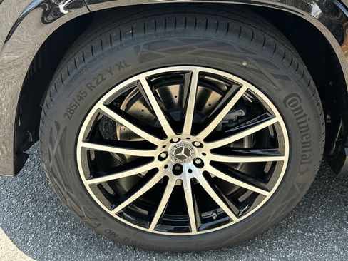 New 2026 Mercedes-Benz GLS 450 4MATIC image 13