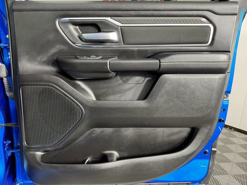 Used 2025 RAM 1500 Big Horn AWD/4WD image 40
