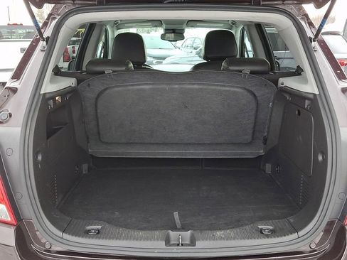 Used 2021 Chevrolet Trax LT w/ LT Convenience Package image 30