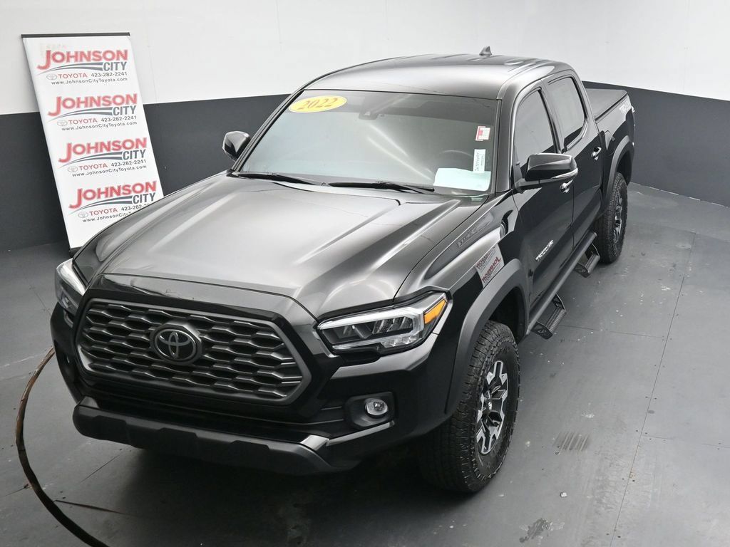 Used 2022 Toyota Tacoma TRD Off-Road AWD/4WD image 27