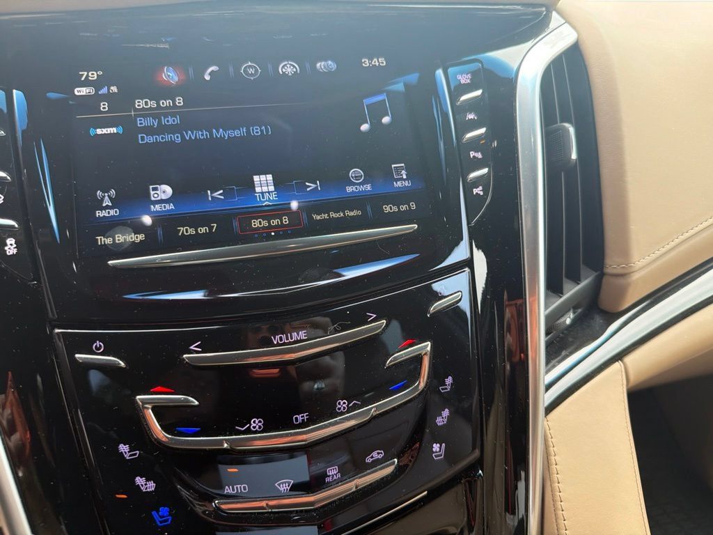 Used 2019 Cadillac Escalade Platinum AWD/4WD image 18