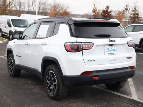 Used 2024 Jeep Compass Trailhawk image 6