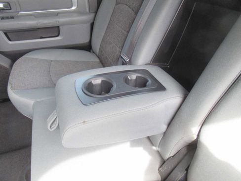 Used 2016 RAM 2500 Big Horn image 43