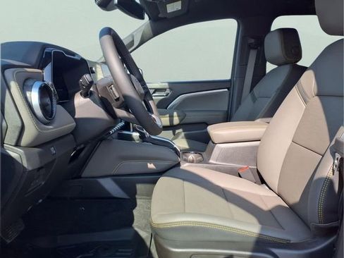 New 2026 Chevrolet Colorado ZR2 image 16