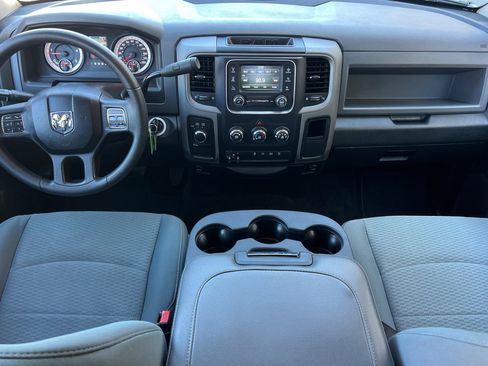 Used 2015 RAM 2500 Tradesman w/ Chrome Appearance Group image 13