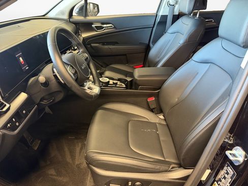 Used 2023 Kia Sportage EX AWD/4WD image 11