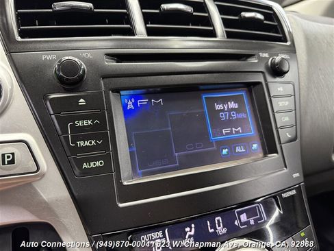 Used 2014 Toyota Prius V Two image 17