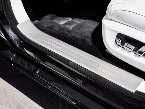 Used 2026 Rolls-Royce Ghost AWD/4WD image 38