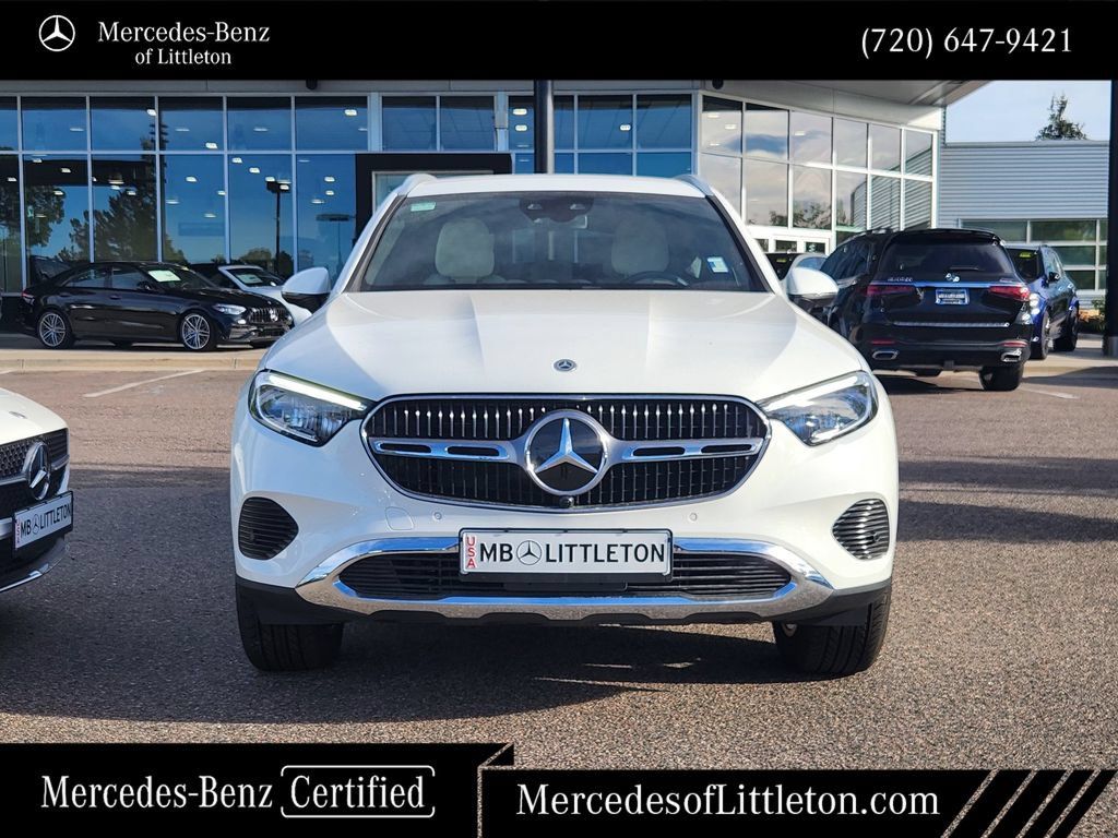 Certified 2025 Mercedes-Benz GLC 350e 4MATIC image 2