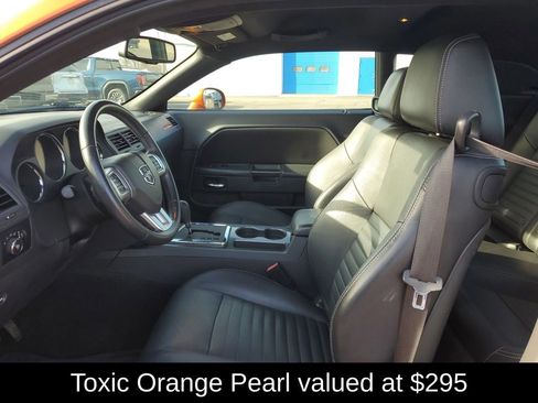 Used 2011 Dodge Challenger Base image 6