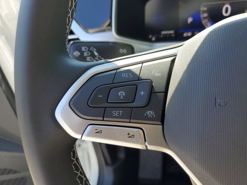 New 2026 Volkswagen Taos SE FWD image 26