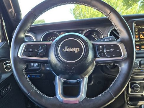 Used 2022 Jeep Wrangler Unlimited Sahara w/ Cold Weather Group AWD/4WD image 22