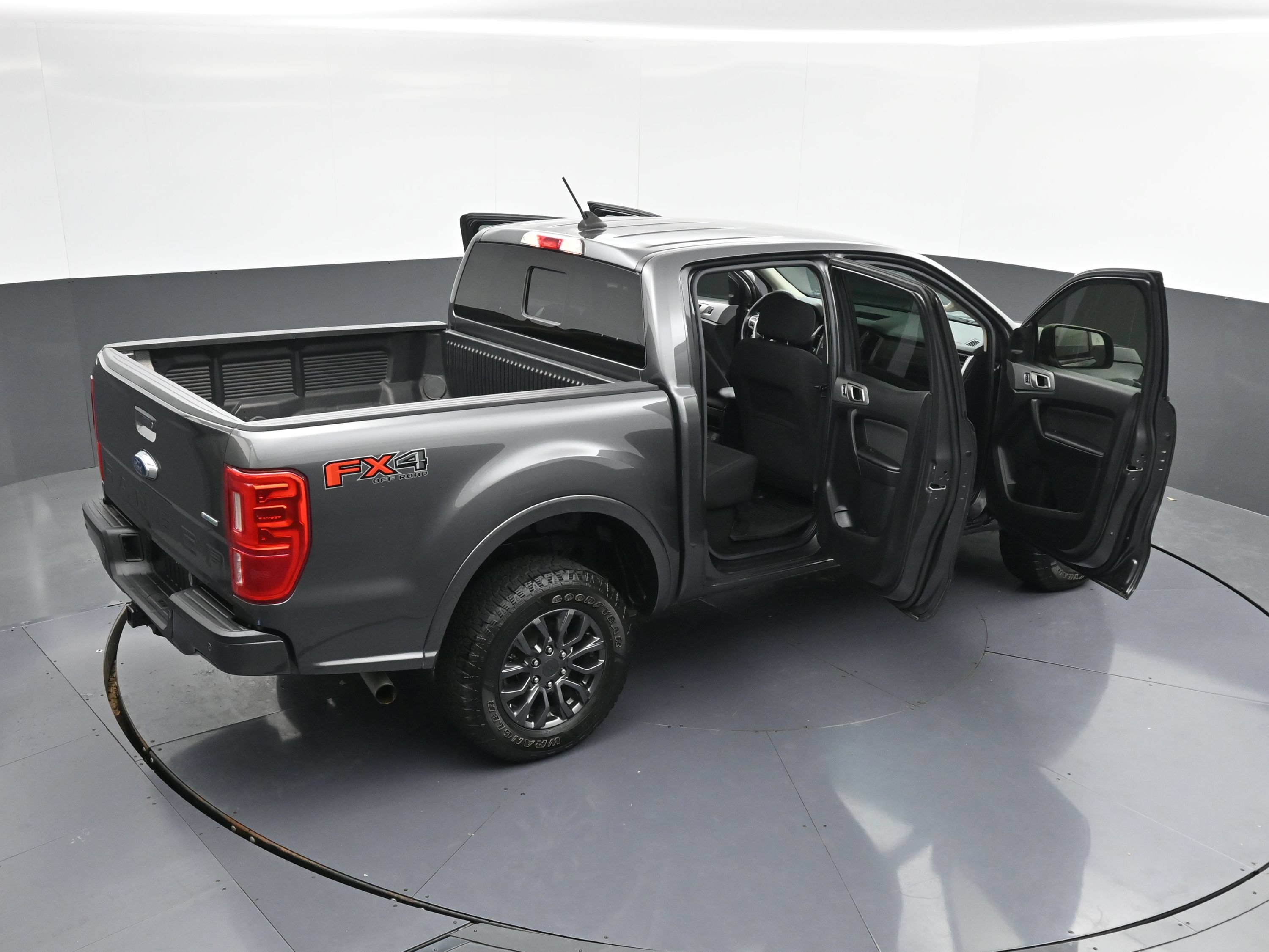 Used 2020 Ford Ranger XLT w/ Equipment Group 302A Luxury AWD/4WD image 45
