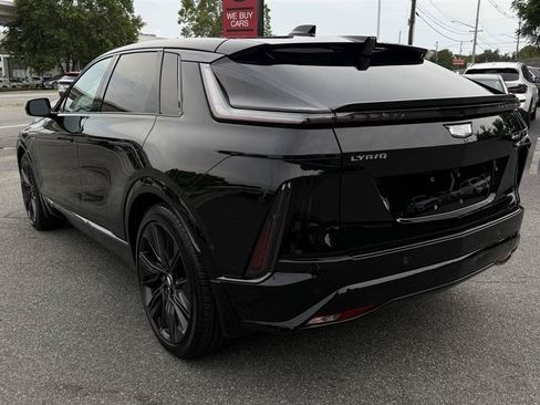 Used 2024 Cadillac Lyriq Sport RWD image 13