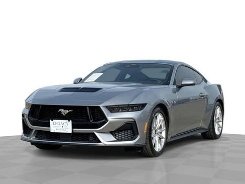 Used 2025 Ford Mustang GT Premium RWD image 1