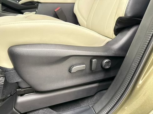 New 2025 Subaru Ascent Limited image 13