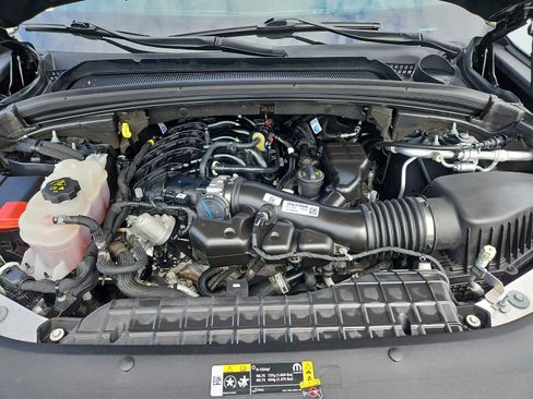 Used 2023 Jeep Grand Cherokee Altitude AWD/4WD image 36