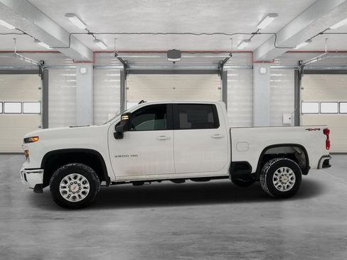 New 2026 Chevrolet Silverado 3500 LT w/ Snow Plow Prep/Camper Package image 4